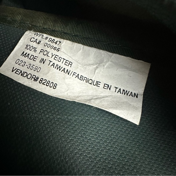 Eddie Bauer travel bag - Picture 8 of 10